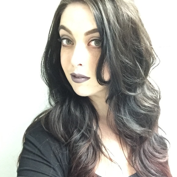 Meet your Posher, Sara - Picture 1 of 1